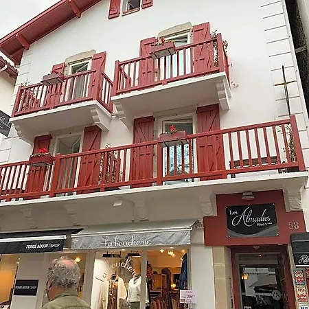 Les Almadies - Coeur De Saint-Jean-de-Luz
