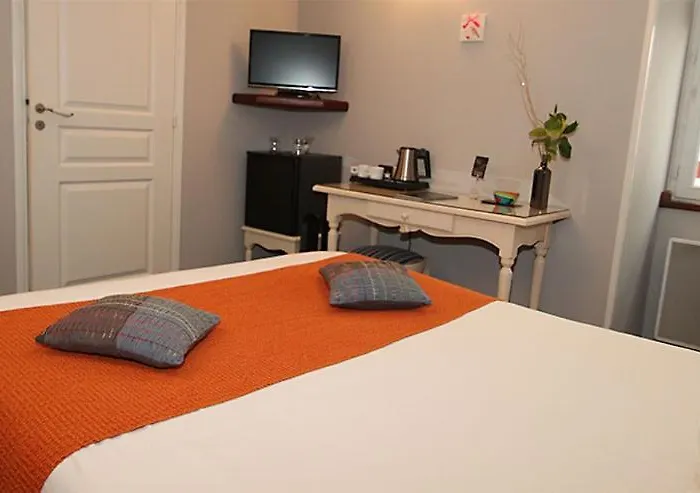 Les Almadies - Coeur De 3*